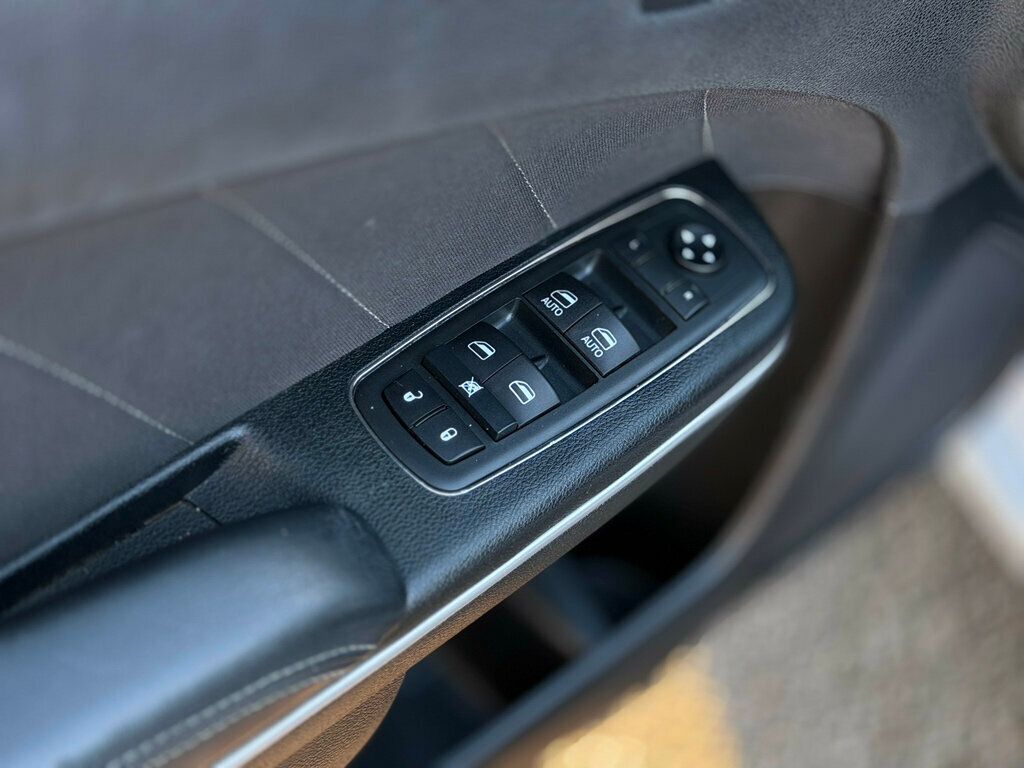 2020 Dodge Charger SXT RWD - 22972629 - 10