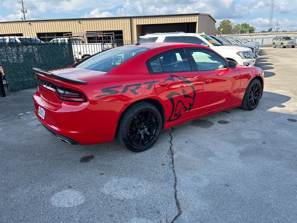 2020 Dodge Charger SXT photo 4