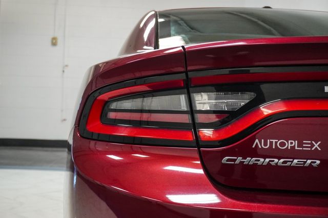 2020 Dodge Charger SXT RWD - 22957762 - 35