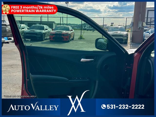 2020 Dodge Charger SXT Sedan 4D - 23030362 - 6