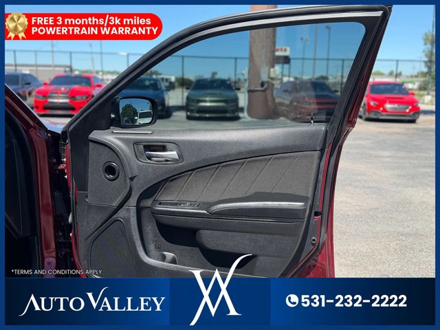 2020 Dodge Charger SXT Sedan 4D - 23041548 - 19