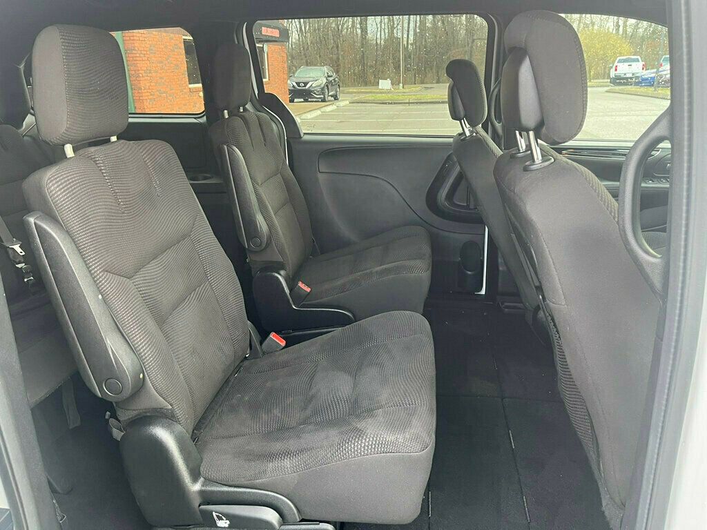 2020 Dodge Grand Caravan Minivan with DVD Player!  - 22972631 - 9