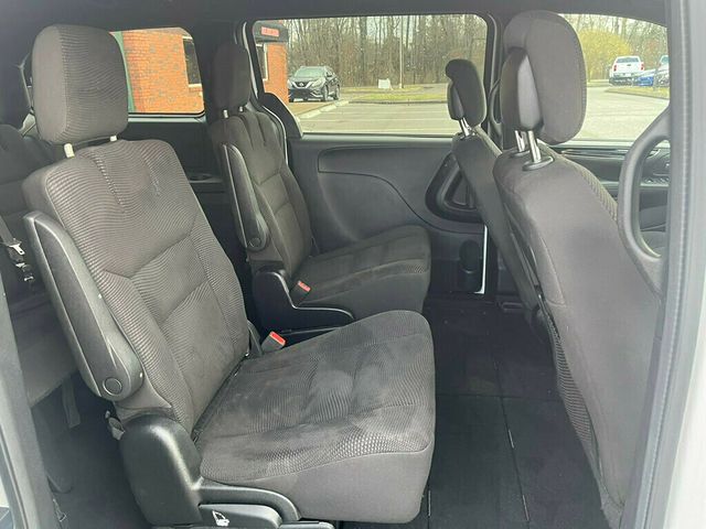 2020 Dodge Grand Caravan Minivan with DVD Player!  - 22972631 - 9