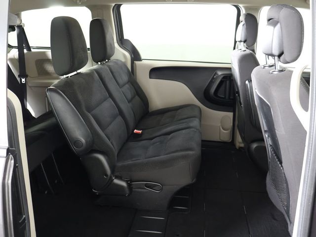 2020 Dodge Grand Caravan SE - 23042853 - 25