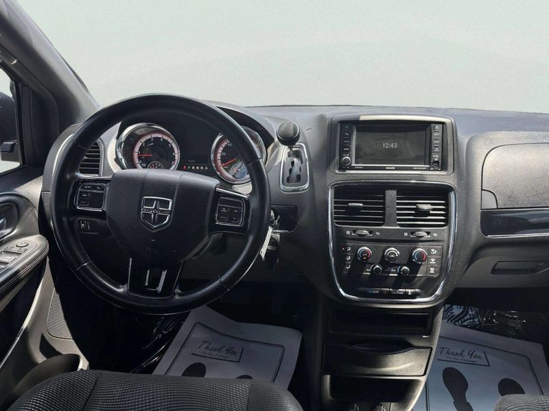 2020 Dodge Grand Caravan SE 4dr Mini Van - 23050934 - 17