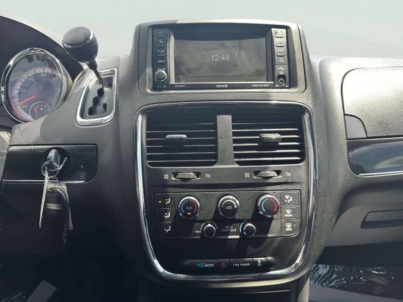 2020 Dodge Grand Caravan SE 4dr Mini Van - 23050934 - 29