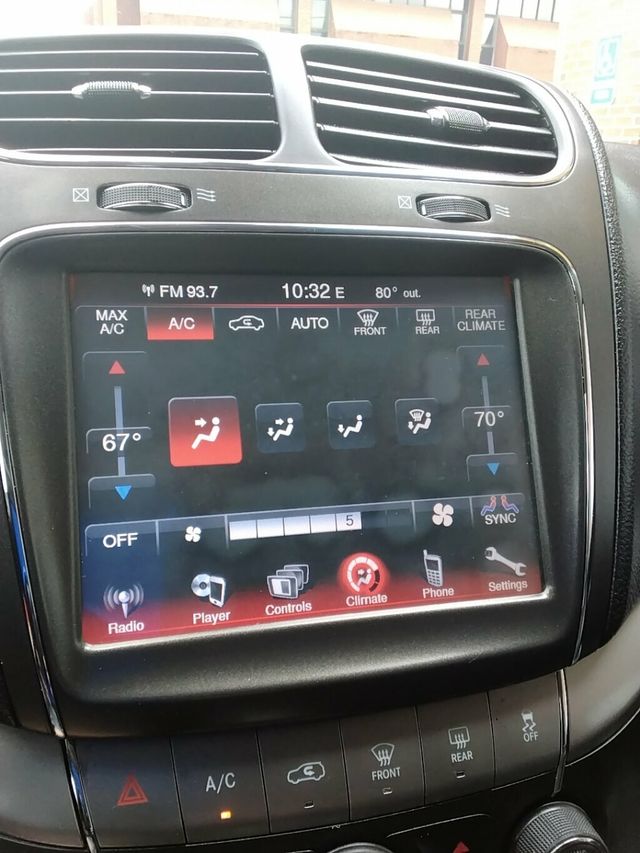 2020 Dodge Journey Crossroad FWD - 23031869 - 19