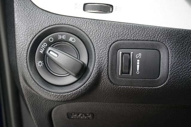 2020 Dodge Journey SE Value FWD - 22990545 - 21