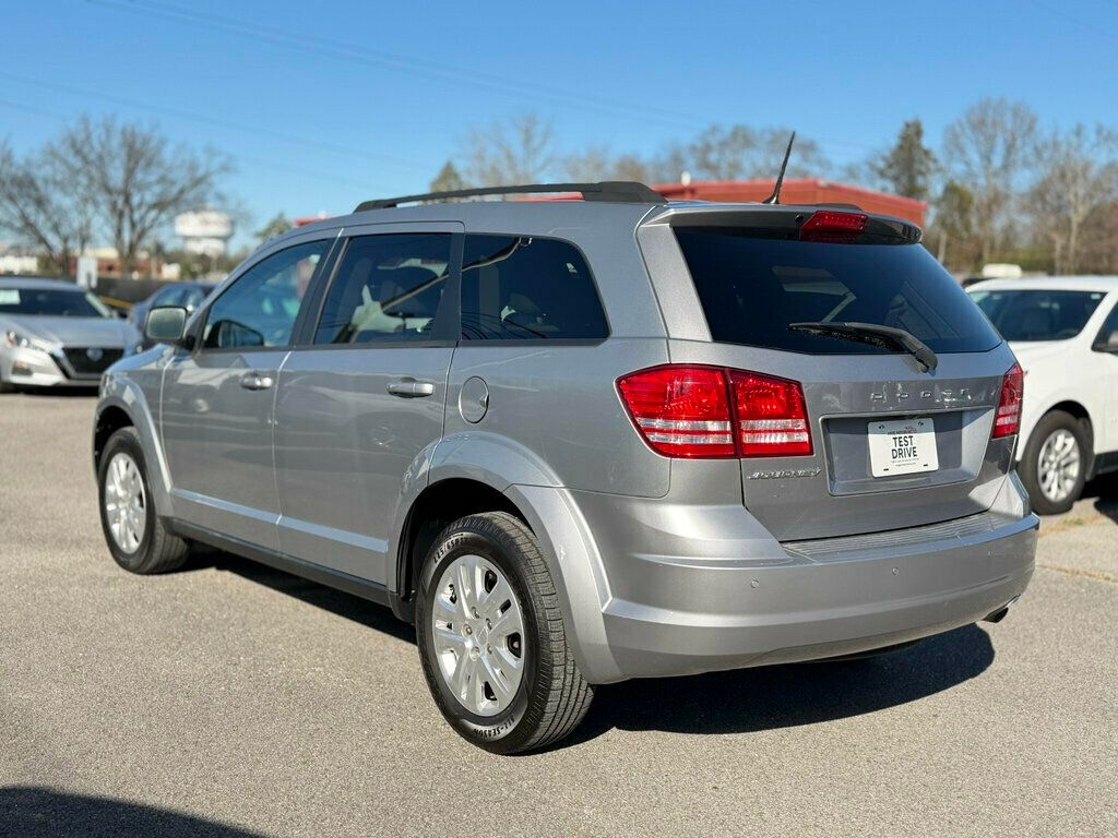2020 Dodge Journey SE Value photo 3