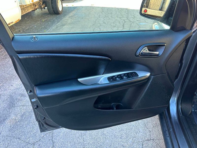 2020 Dodge Journey SE Value FWD - 22905717 - 12