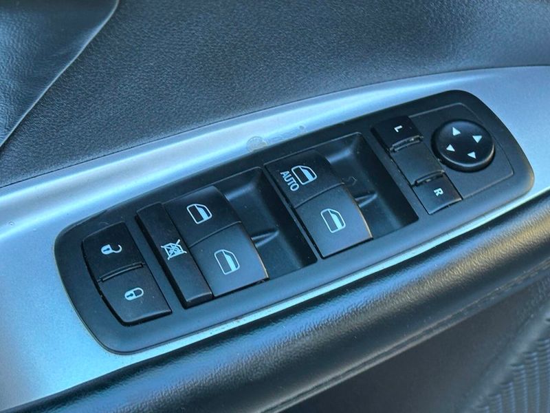 2020 Dodge Journey SE Value FWD - 22905717 - 13