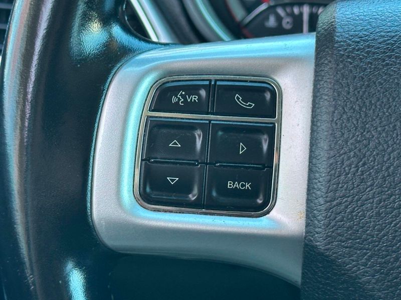 2020 Dodge Journey SE Value FWD - 22905717 - 33