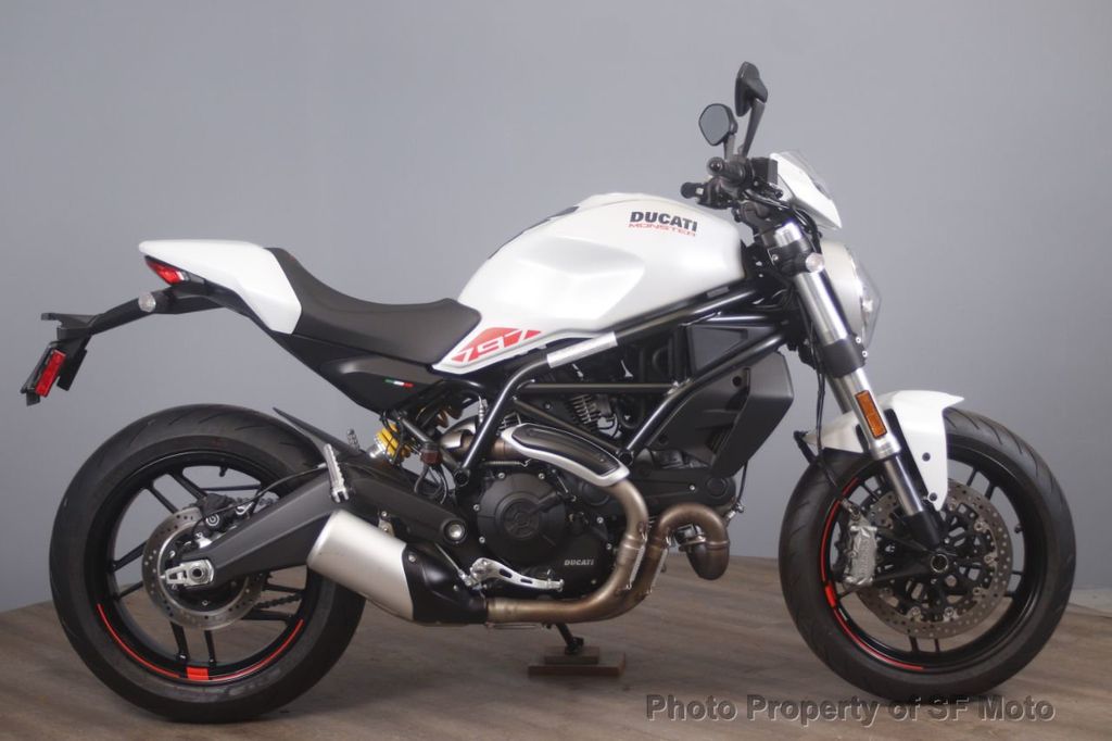 Ducati monster best sale 797 white