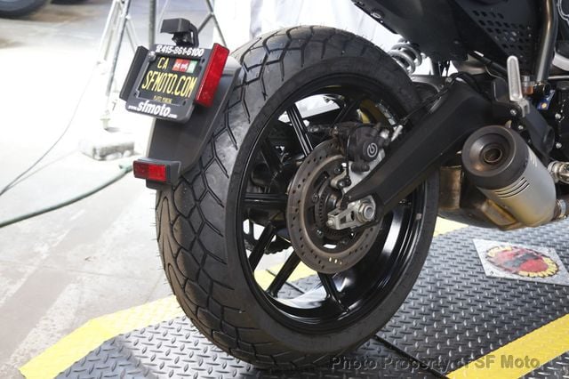 2020 Ducati Scrambler Icon Dark One Owner Bike! - 22349508 - 14
