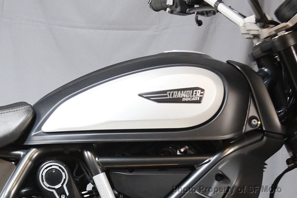 2020 Ducati Scrambler Icon Dark One Owner Bike! - 22349508 - 16