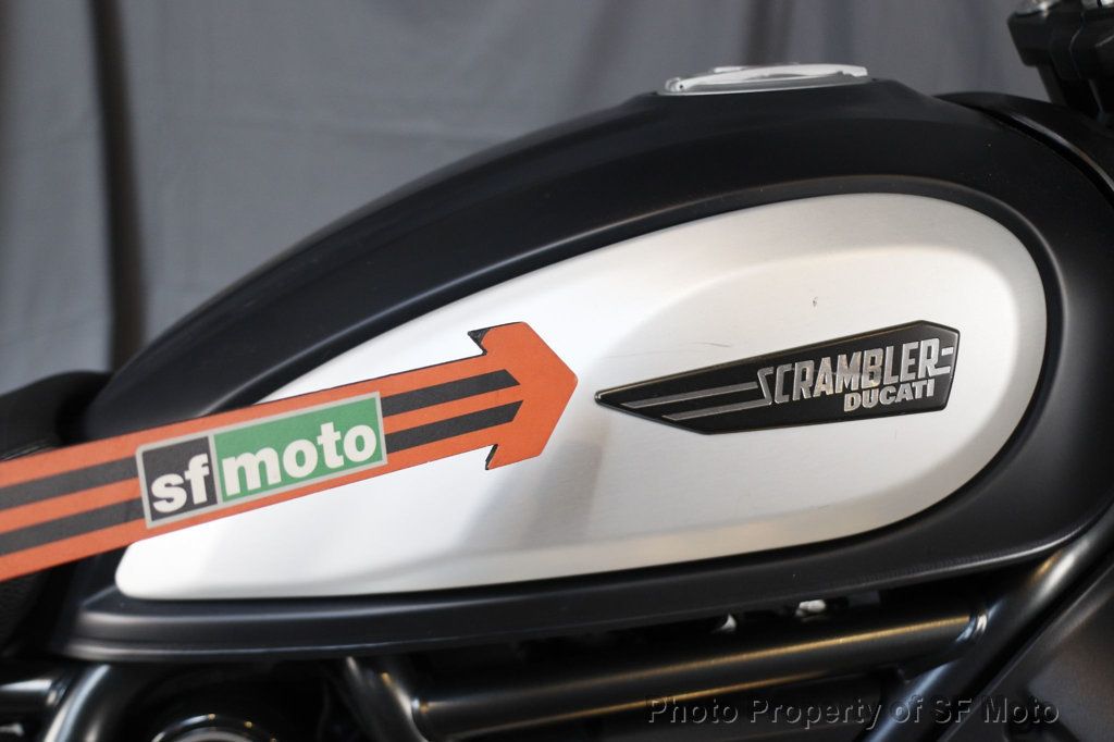 2020 Ducati Scrambler Icon Dark One Owner Bike! - 22349508 - 34