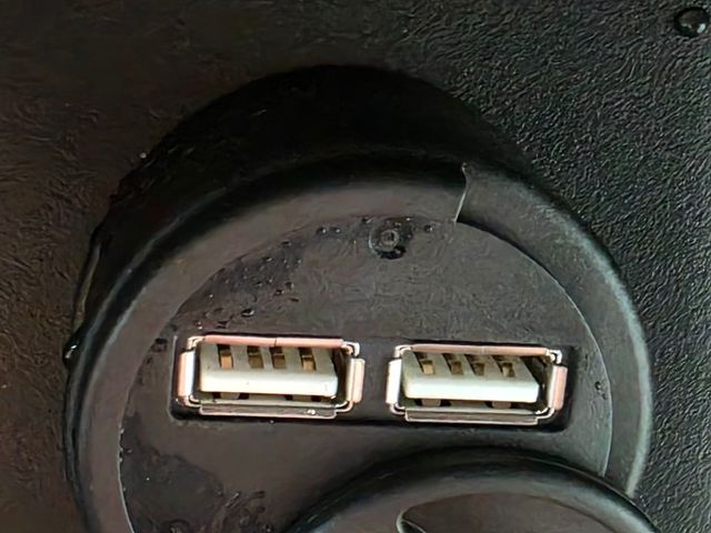 2020 E-Z-GO RXV ELiTE Certified Pre-Owned  - 22990595 - 17