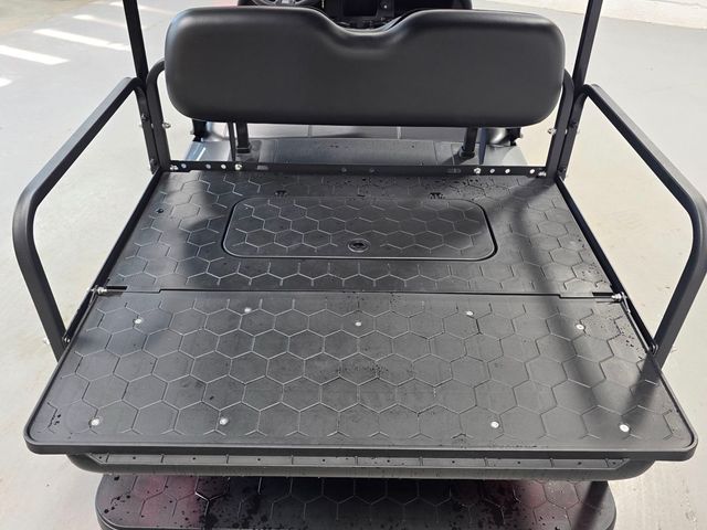 2020 E-Z-GO RXV ELiTE Certified Pre-Owned  - 22990595 - 31