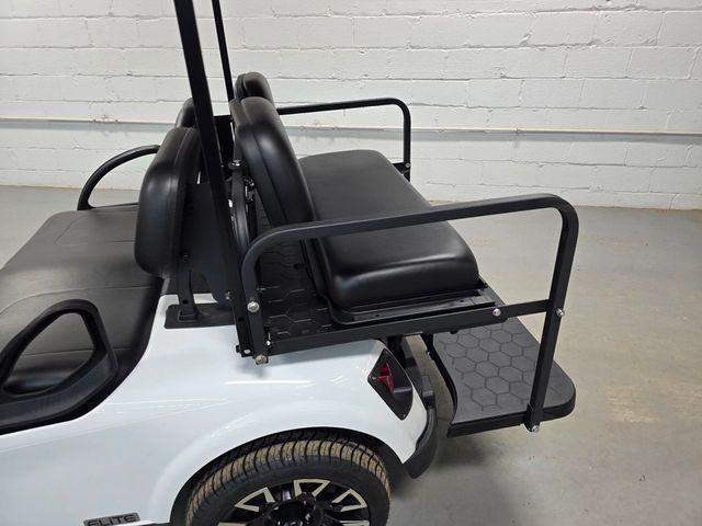 2020 E-Z-GO RXV ELiTE Certified Pre-Owned  - 22990597 - 27