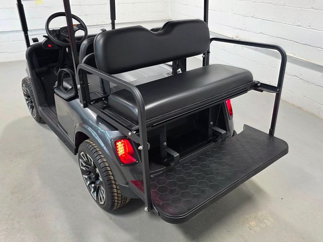 2020 E-Z-GO RXV ELiTE Certified Pre-Owned  - 22990603 - 26