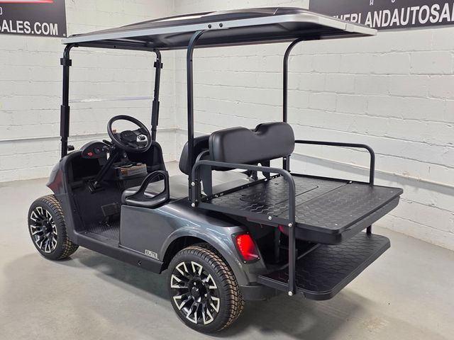 2020 E-Z-GO RXV ELiTE Certified Pre-Owned  - 22990603 - 31