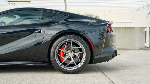 2020 Ferrari 812 Superfast Coupe - 22707805 - 10