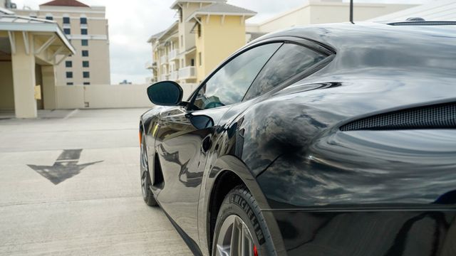 2020 Ferrari 812 Superfast Coupe - 22707805 - 14