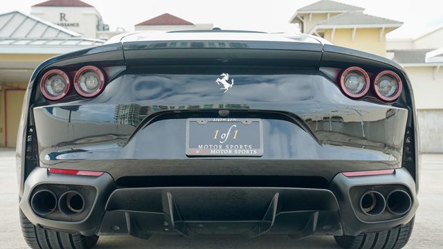 2020 Ferrari 812 Superfast Coupe - 22707805 - 17