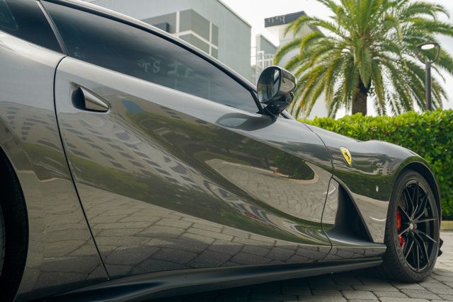 2020 Ferrari 812 Superfast photo 34