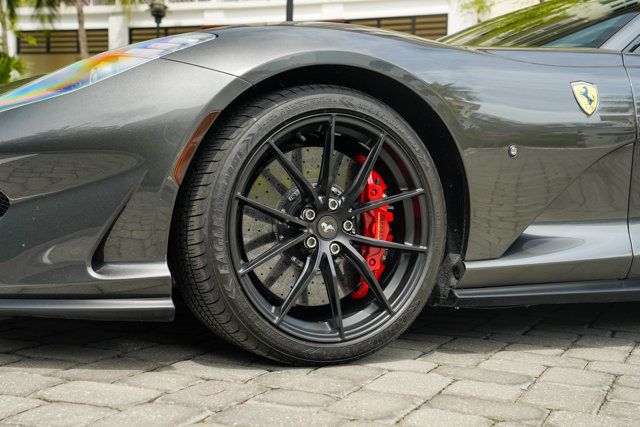 2020 Ferrari 812 Superfast photo 44