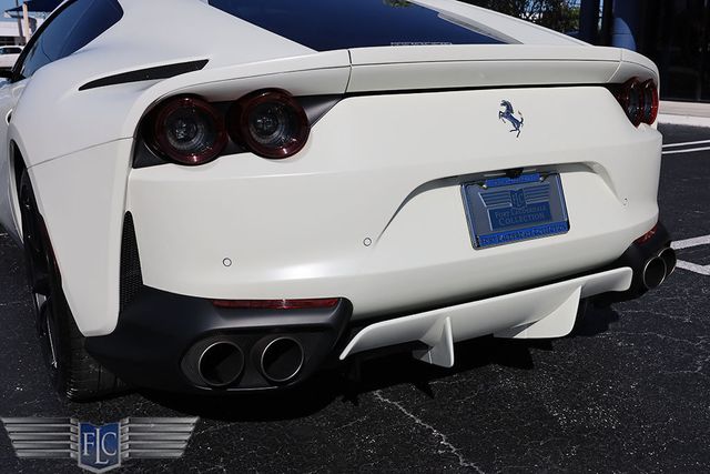 2020 Ferrari 812 Superfast Coupe - 22951758 - 12