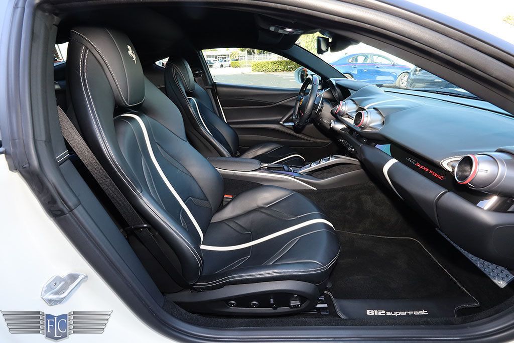 2020 Ferrari 812 Superfast Coupe - 22951758 - 15