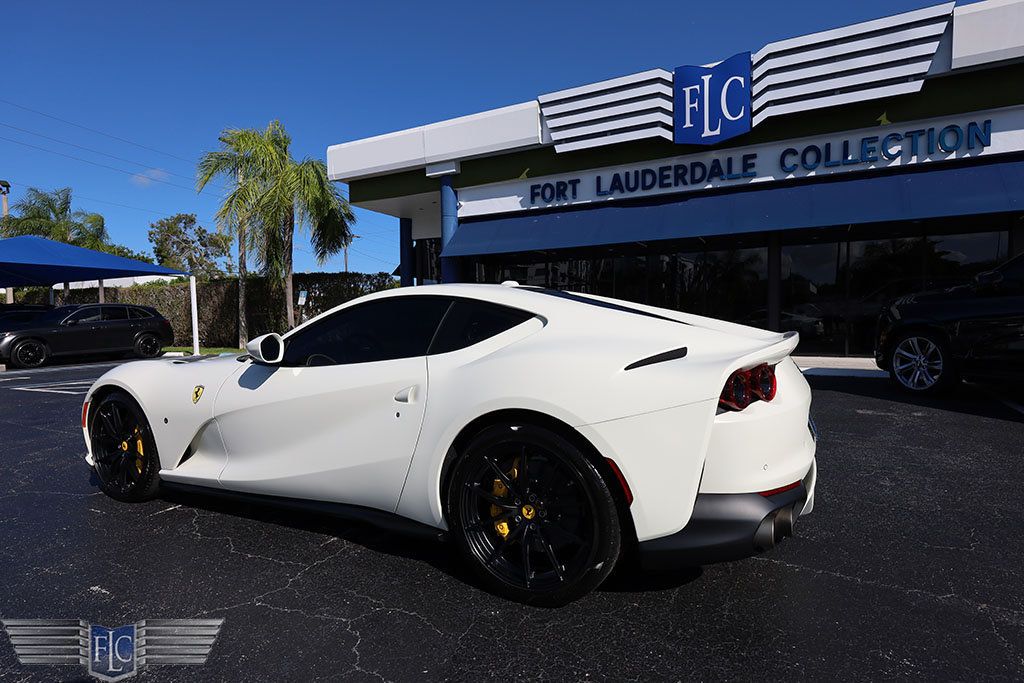 2020 Ferrari 812 Superfast Coupe - 22951758 - 6