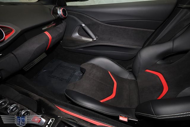 2020 Ferrari 812 Superfast Coupe - 22962182 - 22