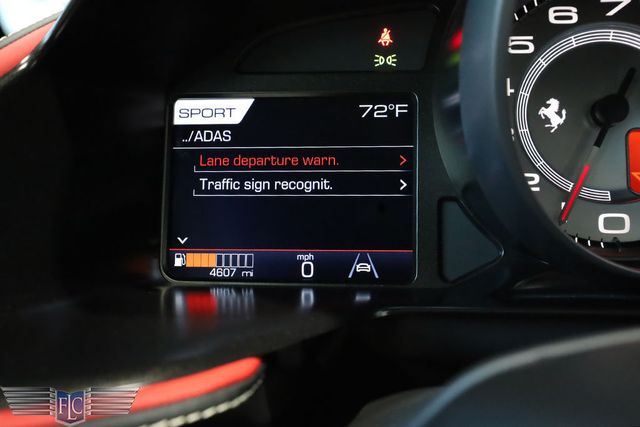 2020 Ferrari 812 Superfast Coupe - 22962182 - 28