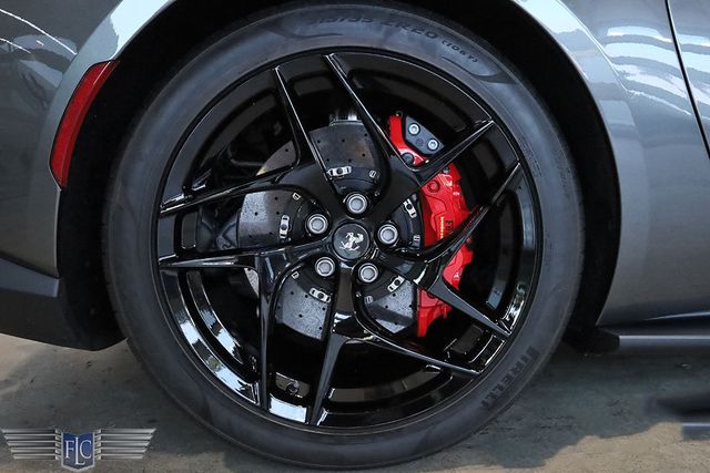 2020 Ferrari 812 Superfast Coupe - 22962182 - 38