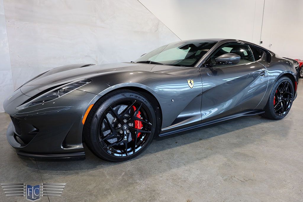 2020 Ferrari 812 Superfast Coupe - 22962182 - 3
