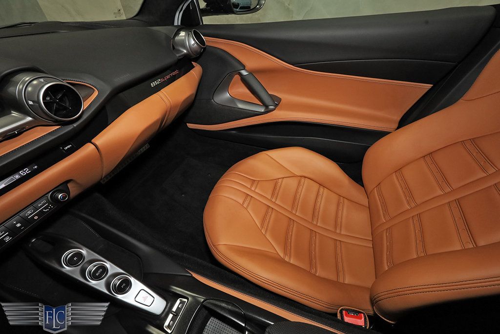 2020 Ferrari 812 Superfast Coupe - 23009030 - 23
