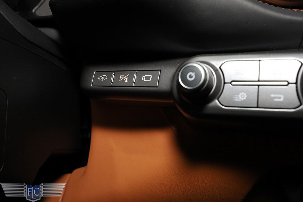 2020 Ferrari 812 Superfast Coupe - 23009030 - 27