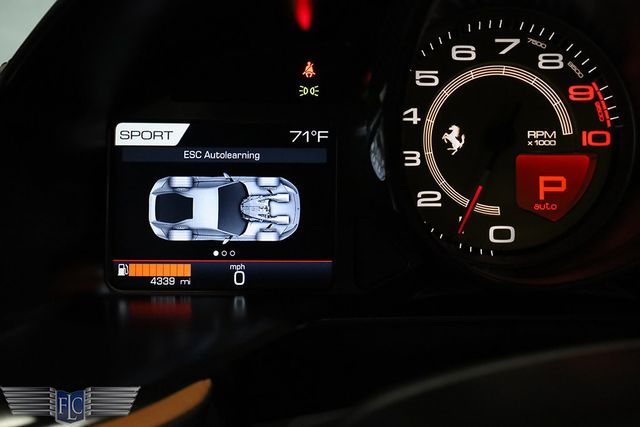 2020 Ferrari 812 Superfast Coupe - 23009030 - 32