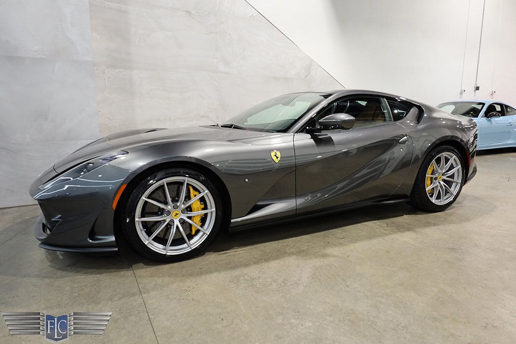 2020 Ferrari 812 Superfast Coupe - 23009030 - 3