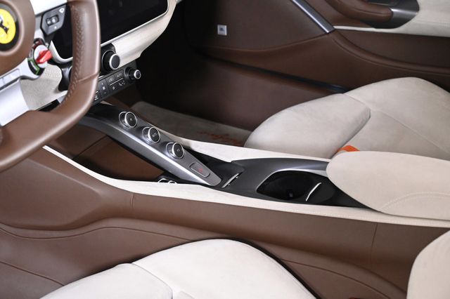 2020 Ferrari Portofino Base - 22937692 - 28