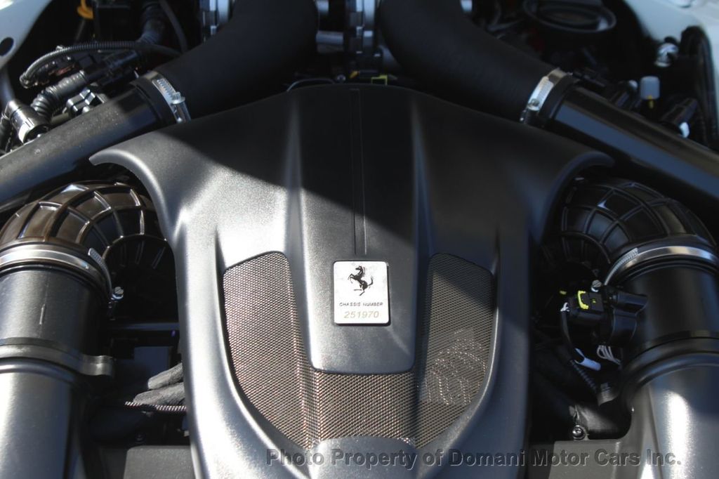 2020 Ferrari Portofino Base photo 11