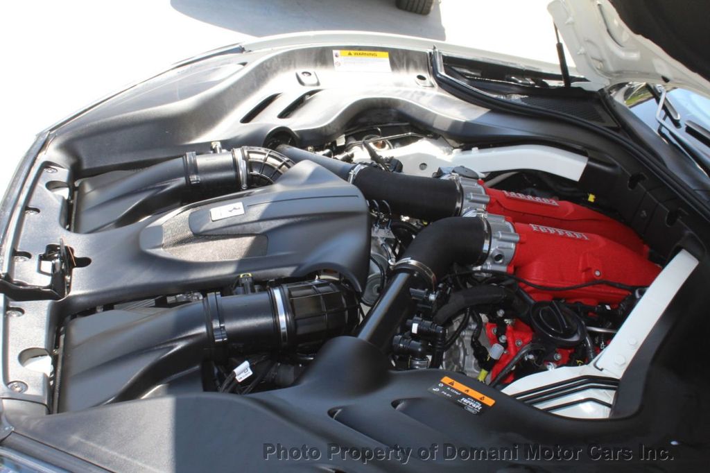 2020 Ferrari Portofino Base photo 12