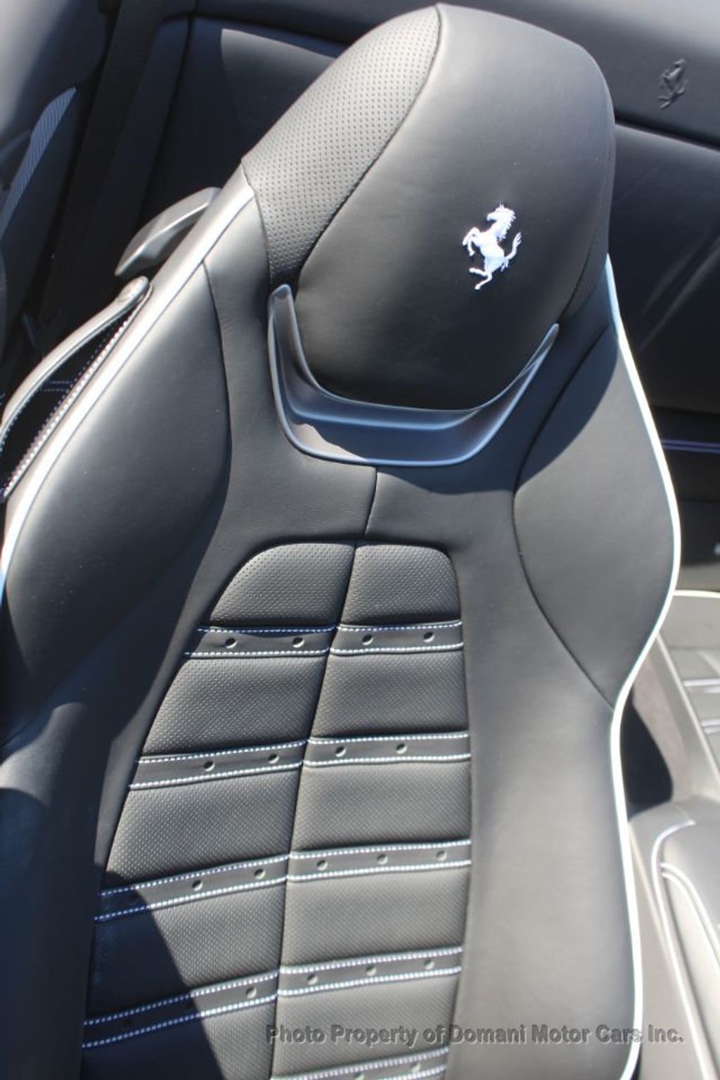 2020 Ferrari Portofino Base photo 37