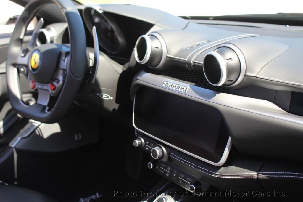 2020 Ferrari Portofino Base photo 39