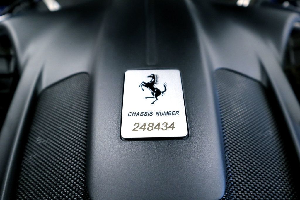 2020 Ferrari Portofino photo 35