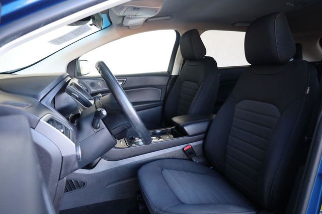 2020 Ford Edge SE - 23093851 - 17
