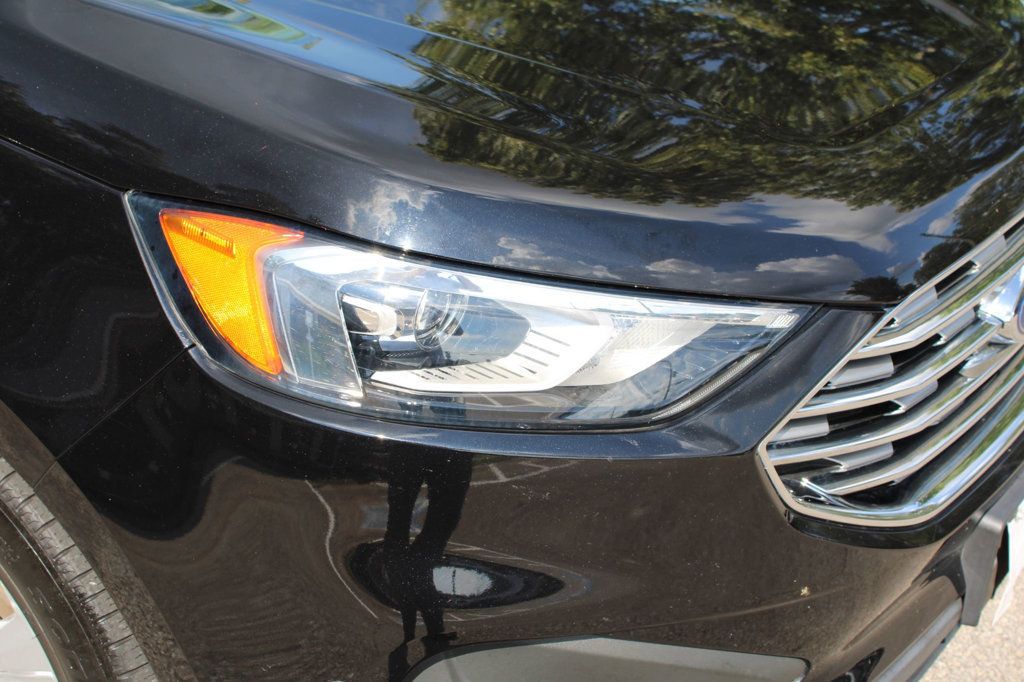 2020 Ford Edge SE photo 15