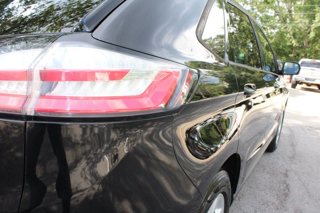 2020 Ford Edge SE photo 27